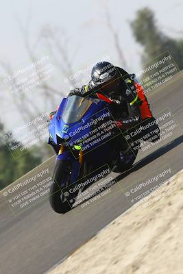 media/Sep-20-2025-TrackDaz (Sat) [[27f0cde673]]/B Group/1120am (Turn 2)/